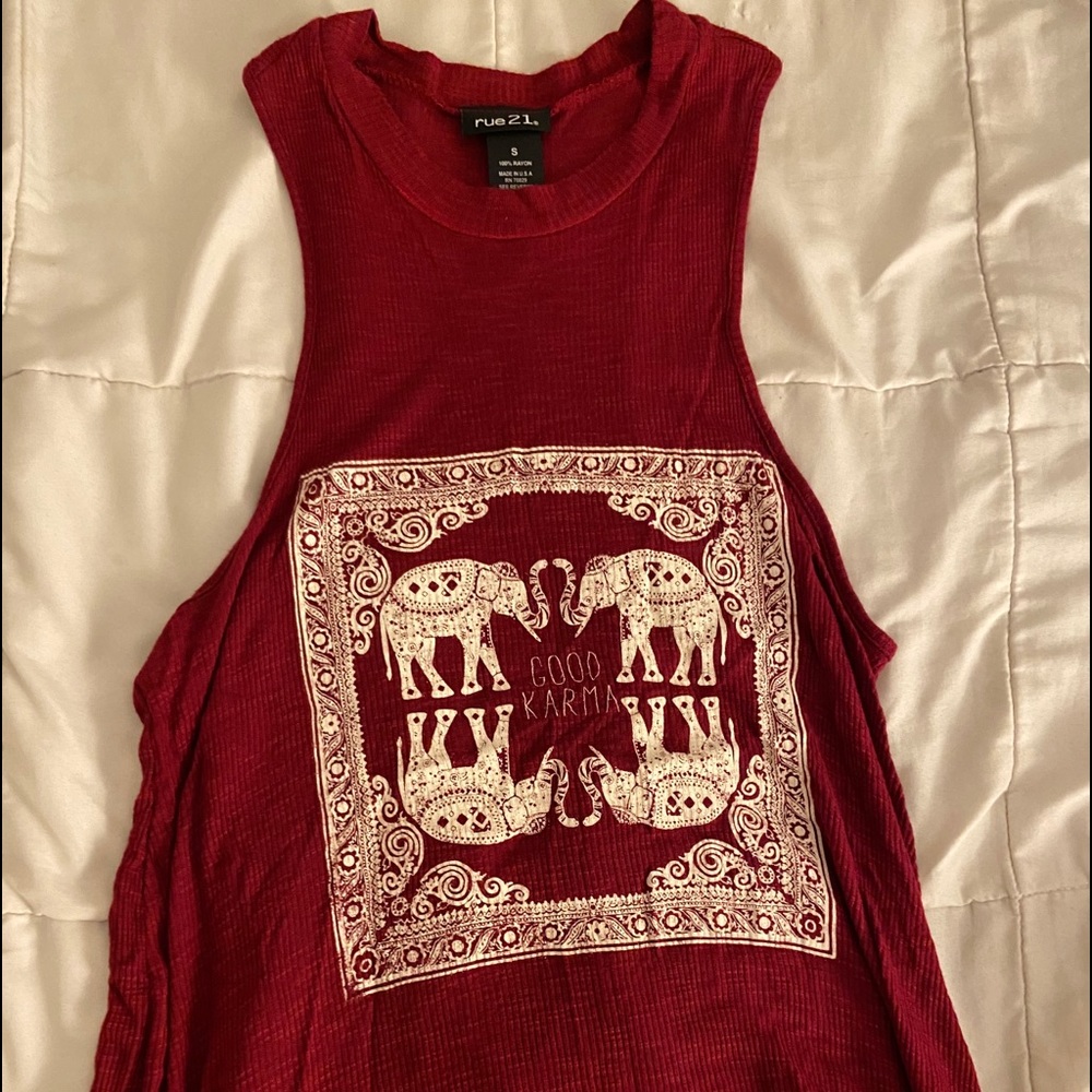 Rue21 Red elephant design tank top
